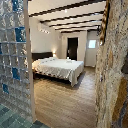 Hotel Mas Palou Roses